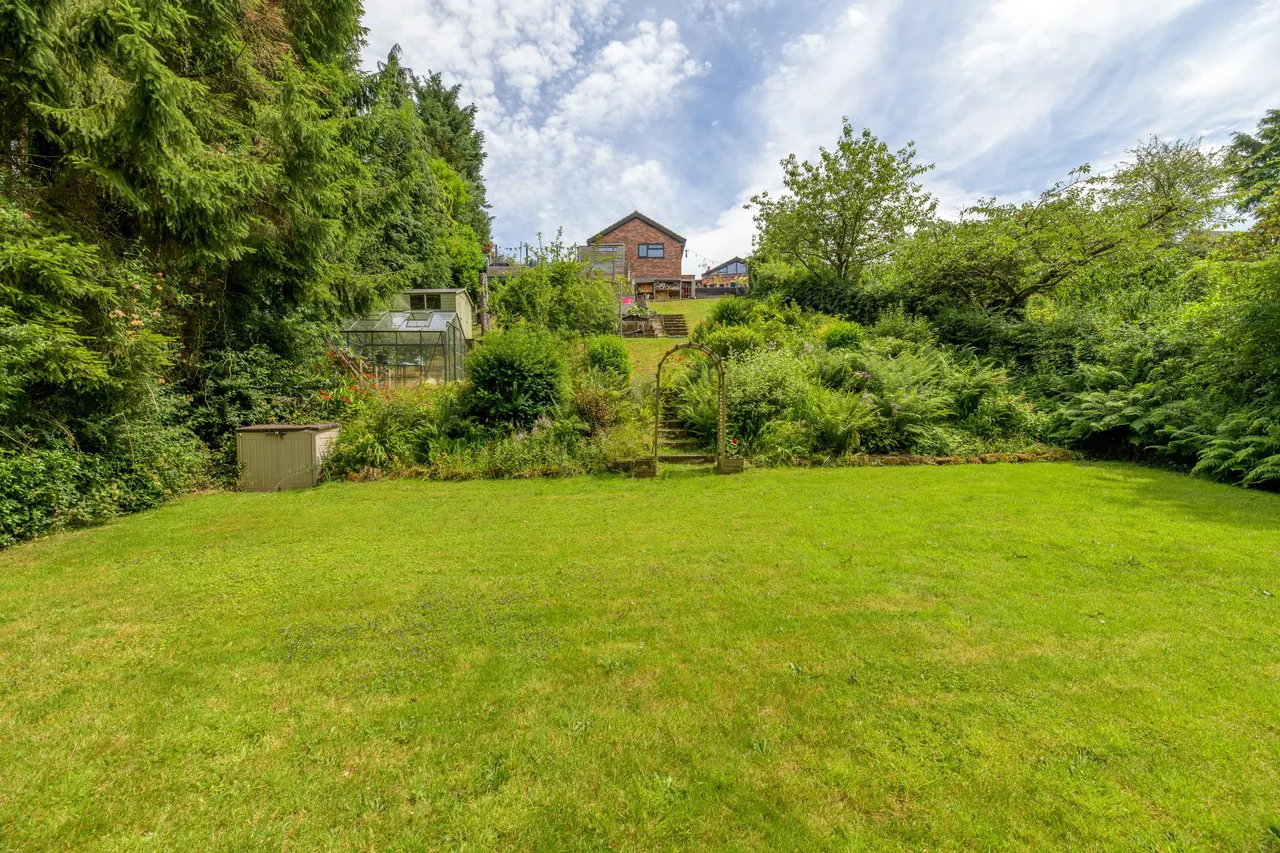 Top Road, Frodsham, photo 38