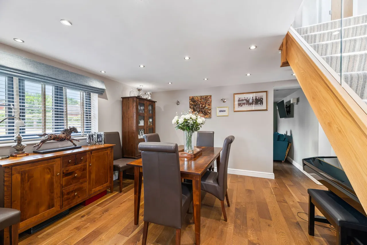 Top Road, Frodsham, photo 9