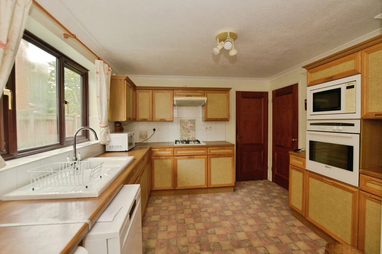 Anne Roper Close, Littlestone, Kent, TN28, photo 4