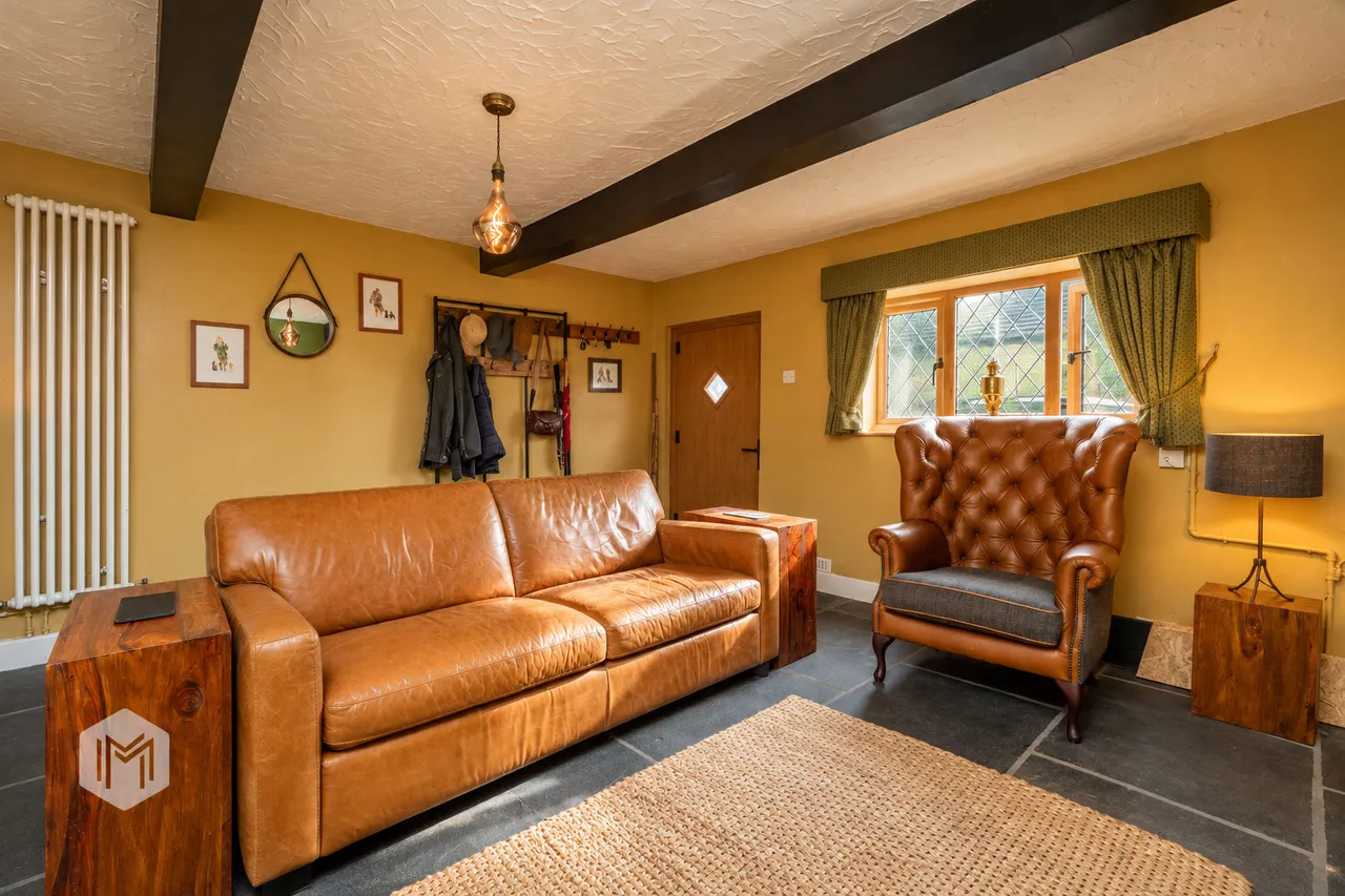 Brook Bank, Harwood, BL2, photo 3