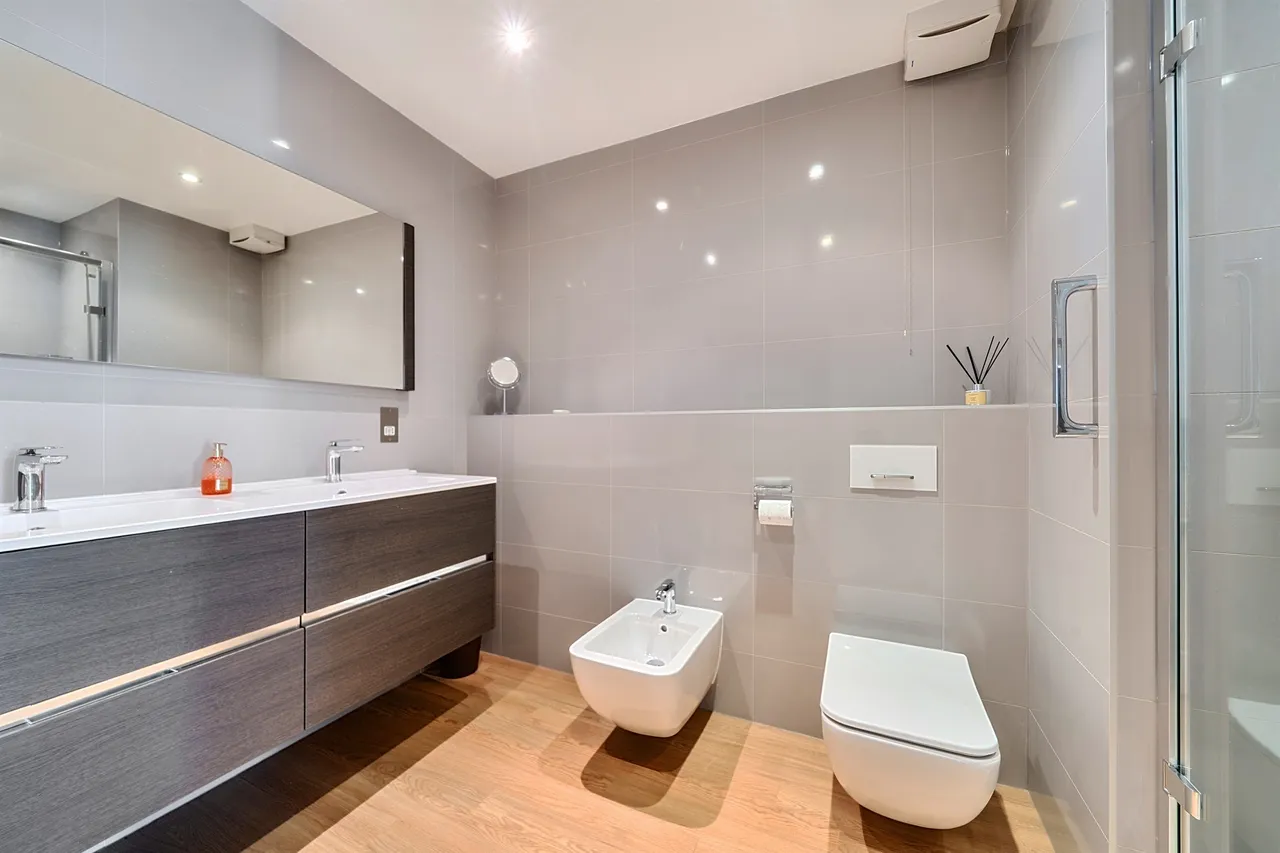 Wellington Road, Enfield, EN1, photo 11