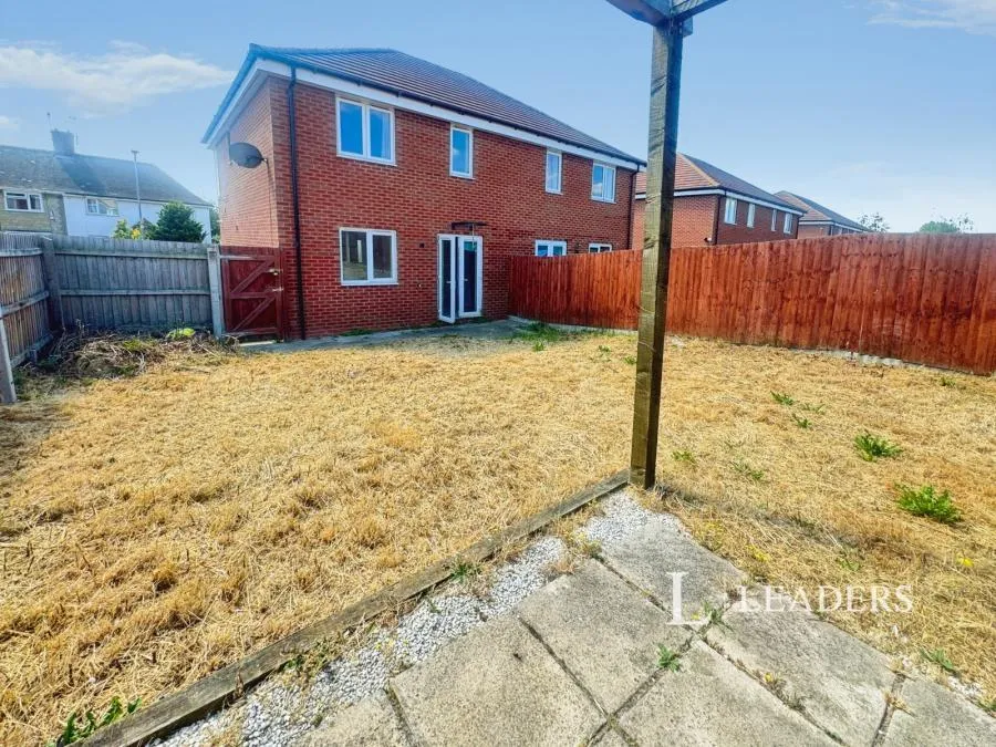 Fourth Avenue, Edwinstowe, NG21, photo 18