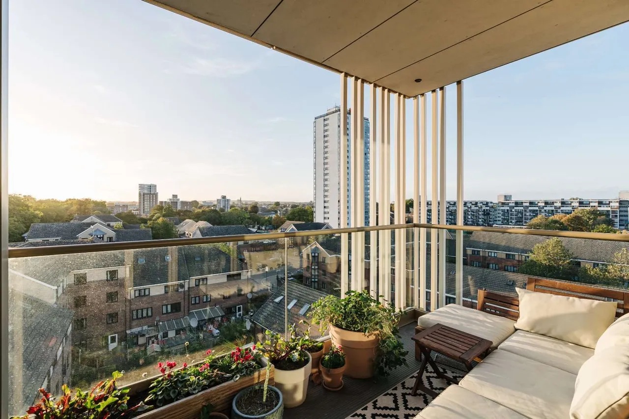 Downs Road, London, E5, photo 9