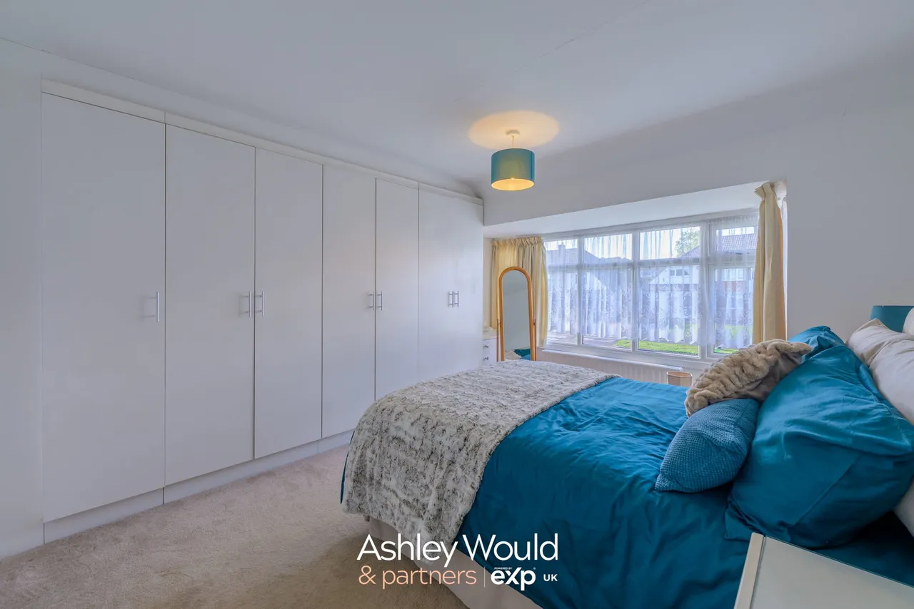 Fairbourne Avenue, Rowley Regis, B65, photo 9