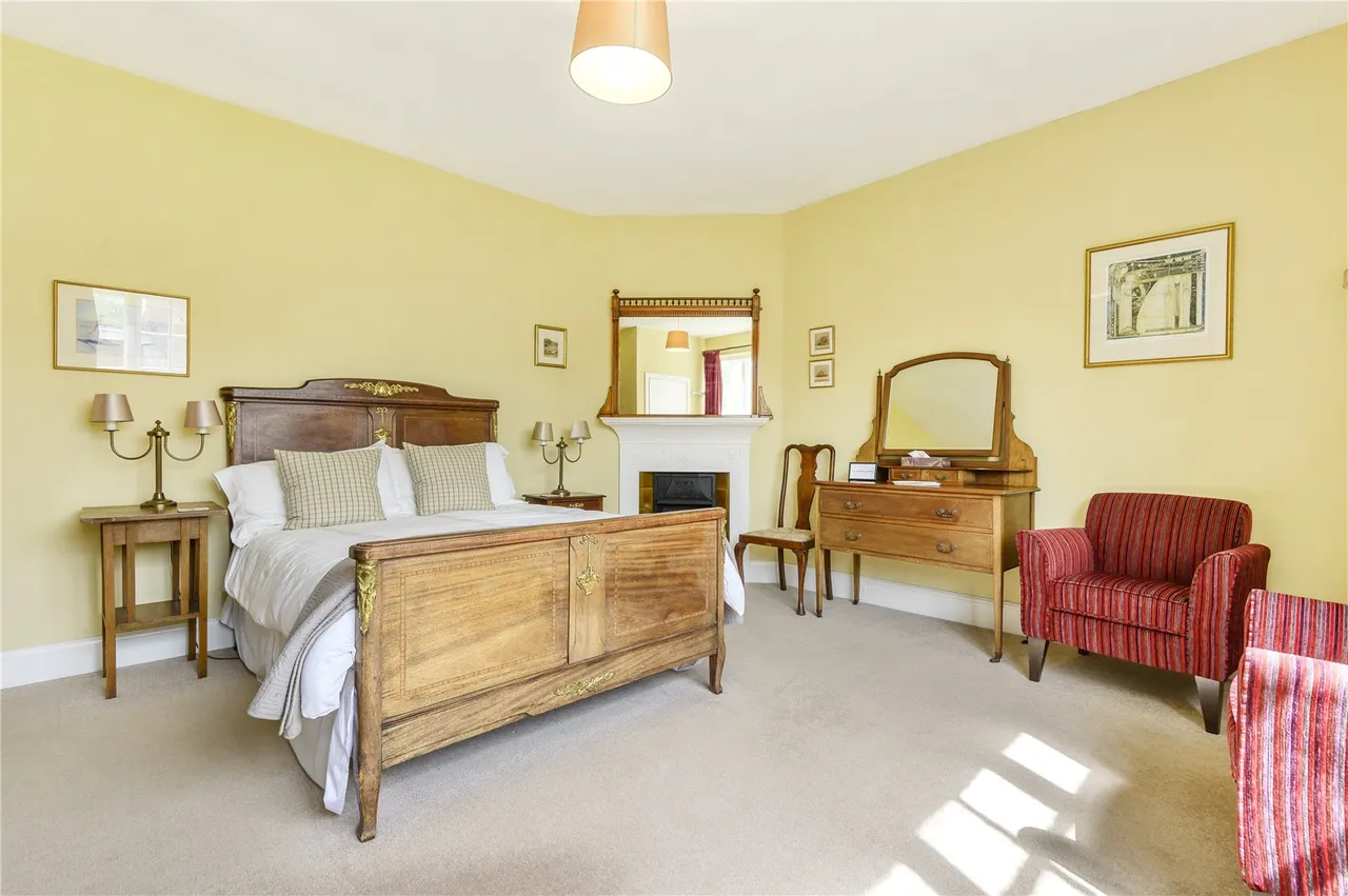 Spa Road, Llandrindod Wells, Powys, LD1 5EY, photo 10