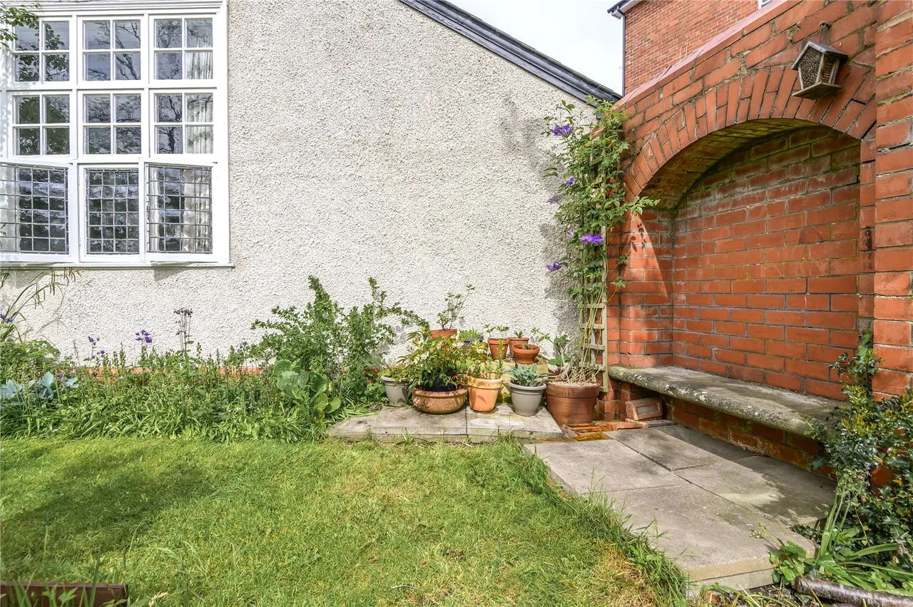 Spa Road, Llandrindod Wells, Powys, LD1 5EY, photo 16