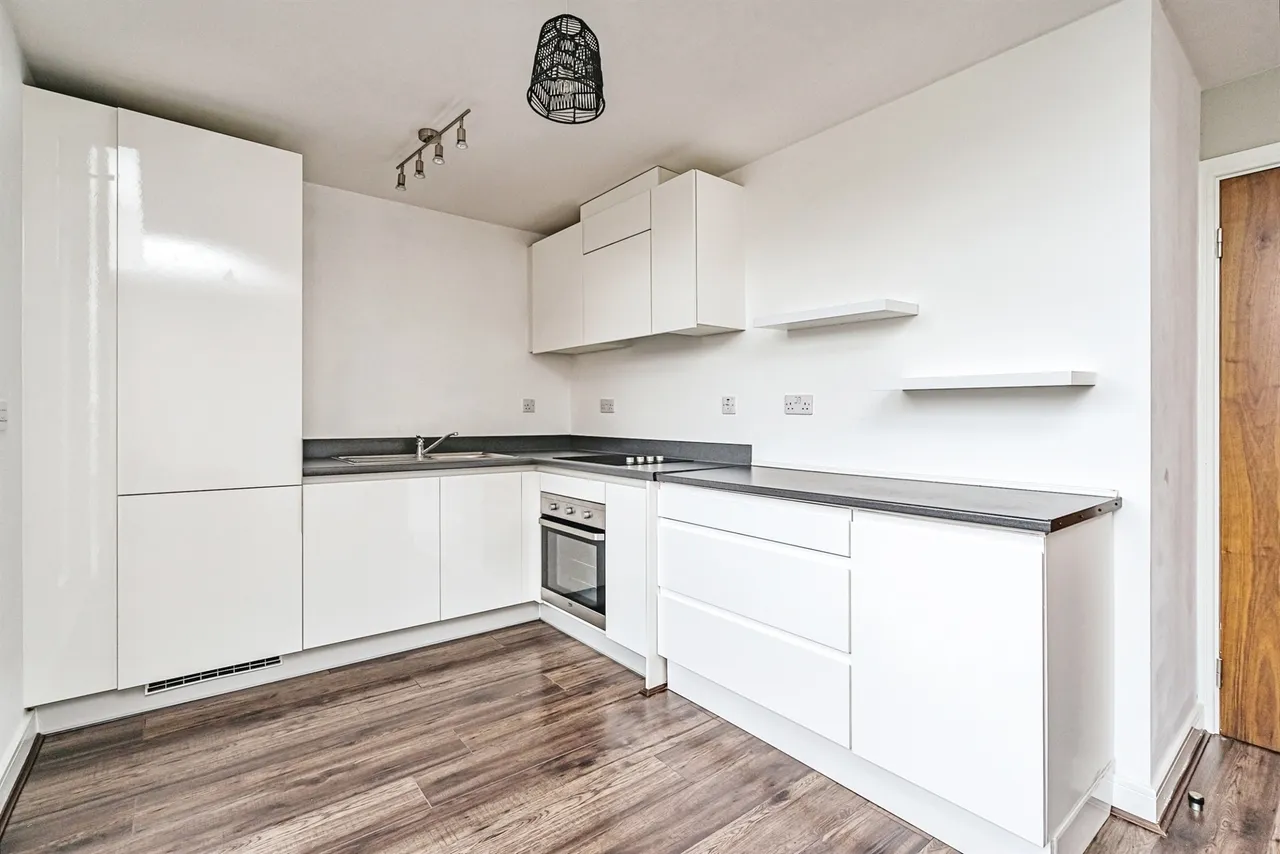 Waterfront West, Brierley Hill, photo 4