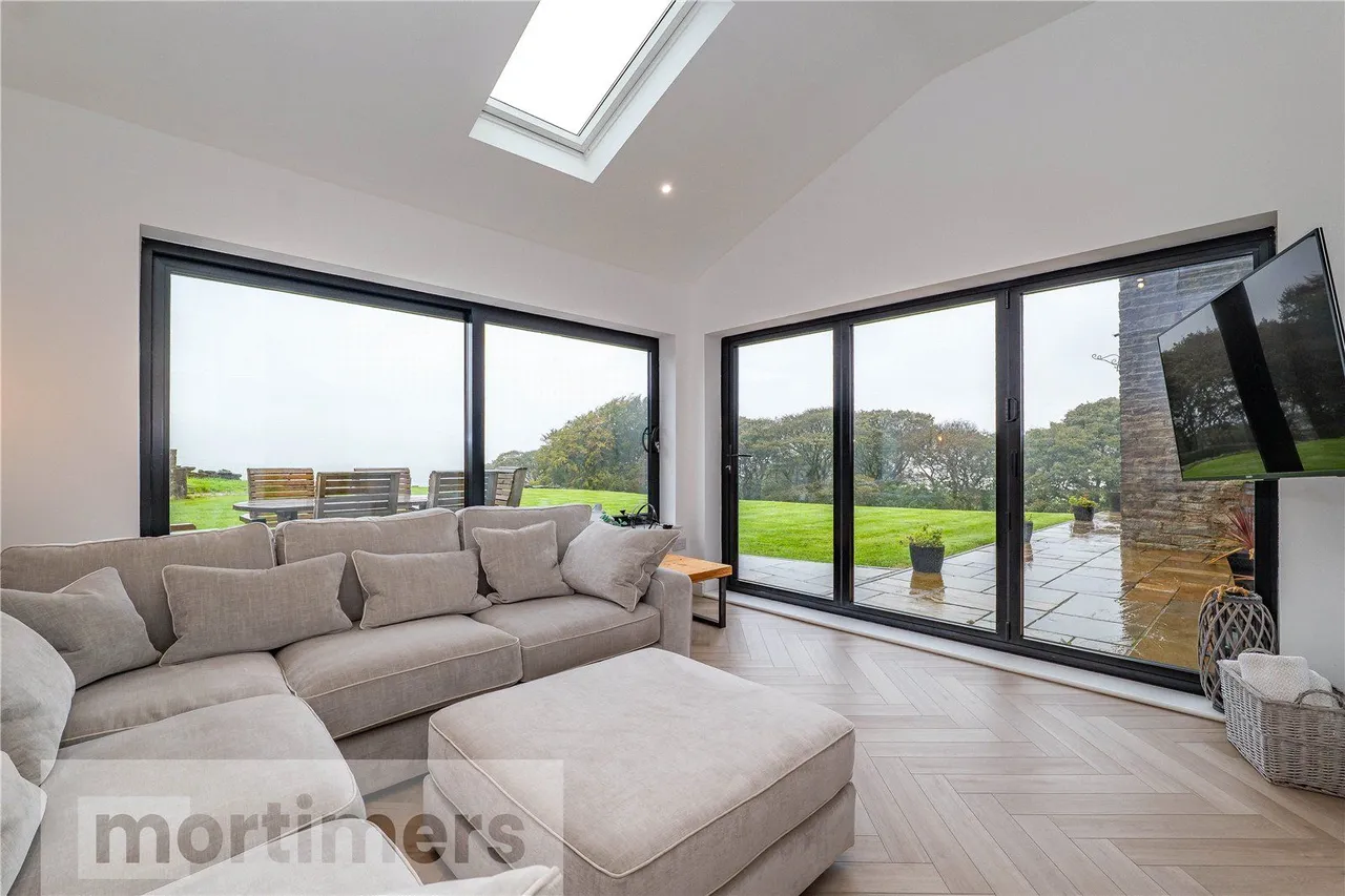 Cross Edge, Oswaldtwistle, BB5, photo 12