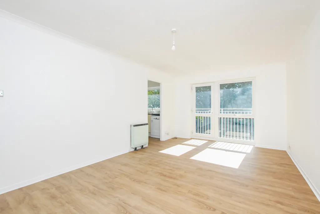 Blackmore Way, Uxbridge, photo 16