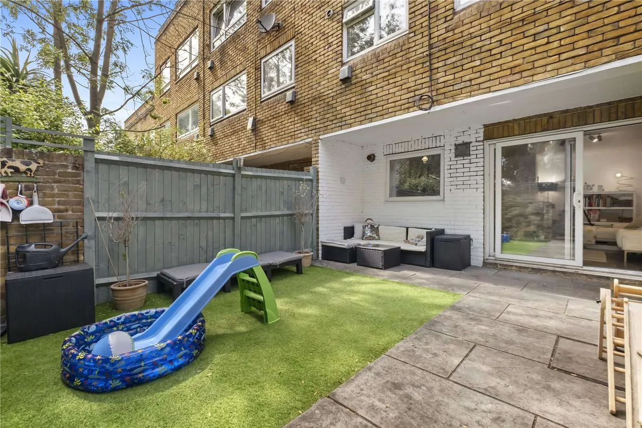 East Hill, London, SW18 2HH, photo 5