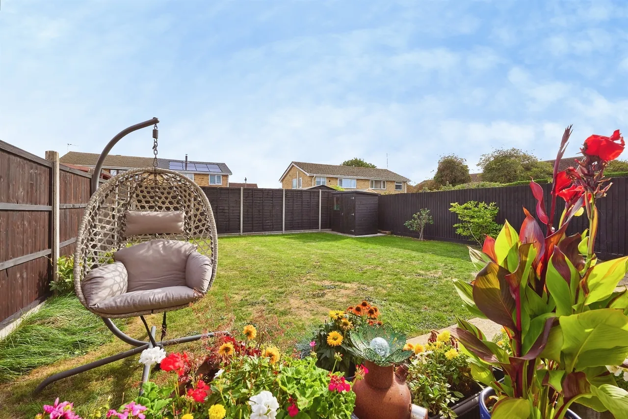 Hawthorn End Huntingdon, PE28, photo 2