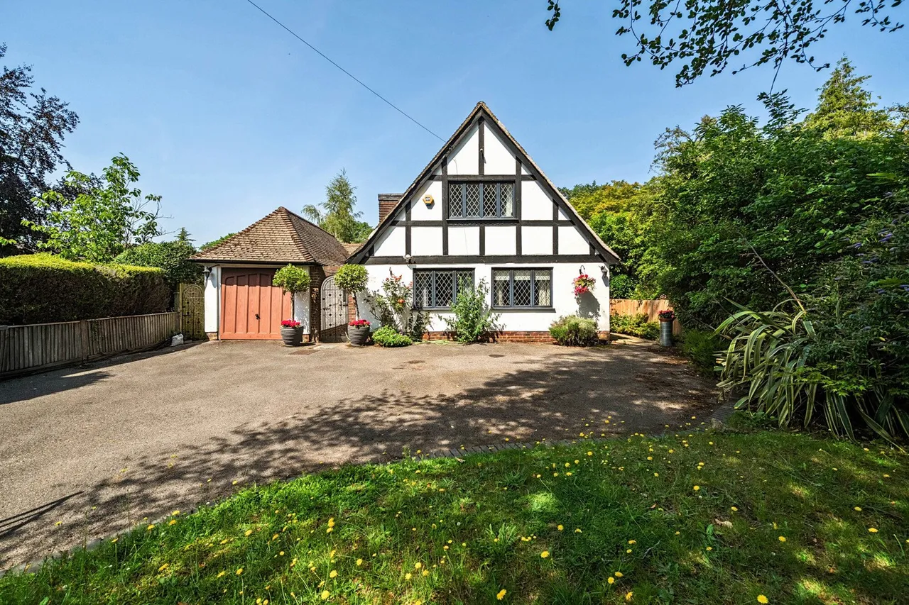 4 bed house for sale — Leesons Hill, Kent, BR7