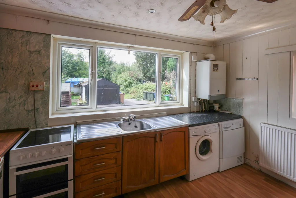 Park Road, Rochdale OL12 9BJ, photo 5