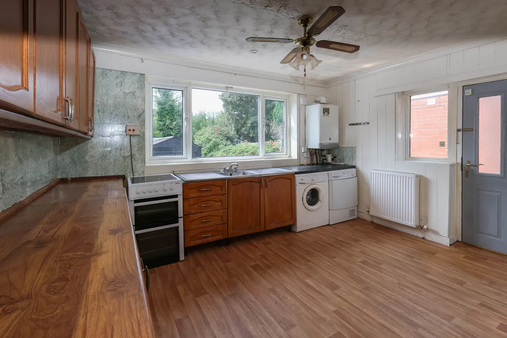 Park Road, Rochdale OL12 9BJ, photo 4