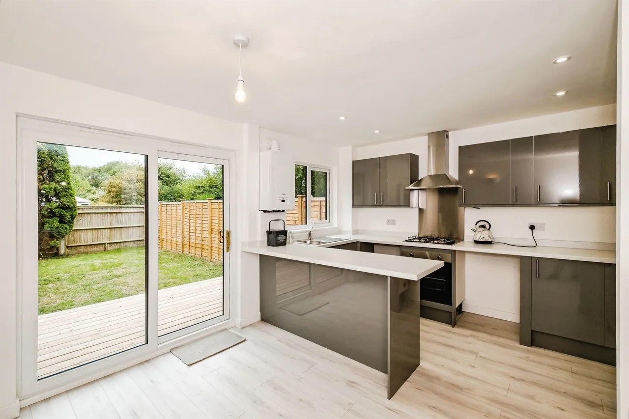 Highclere Way, Worthing, BN13, photo 3