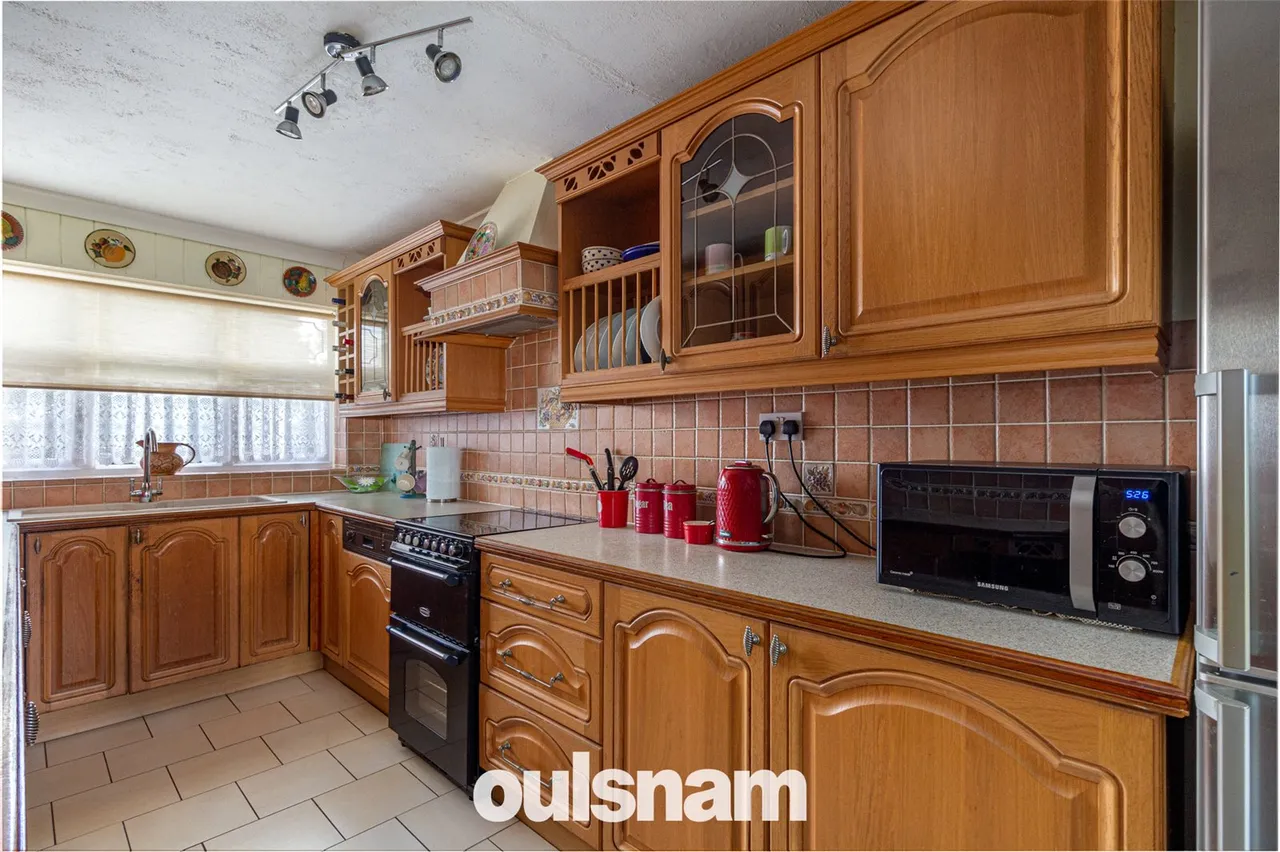Jiggins Lane, Bartley Green, Birmingham, B32 3LE, photo 7