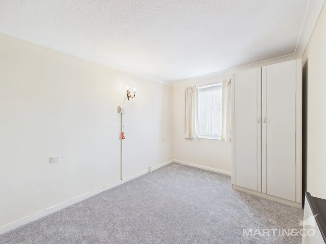 Flat 32 Homecroft House, photo 8