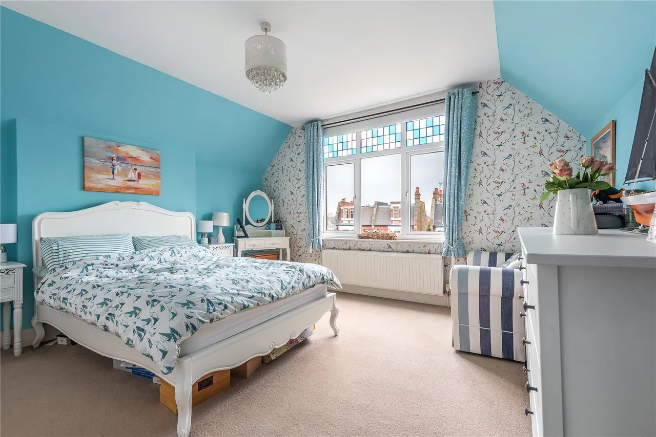 Wellington Road, Hampton Hill, TW12 1JY, photo 4