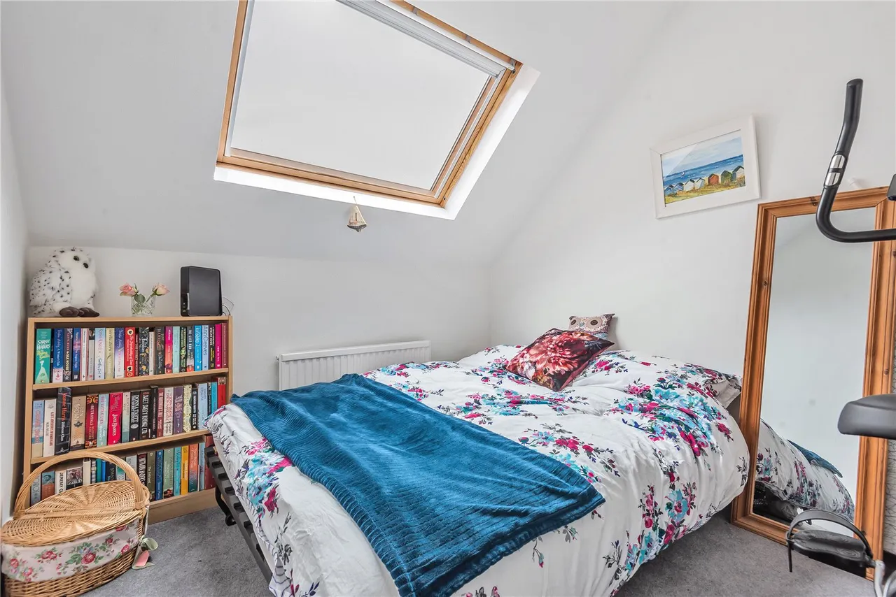 Wellington Road, Hampton Hill, TW12 1JY, photo 5