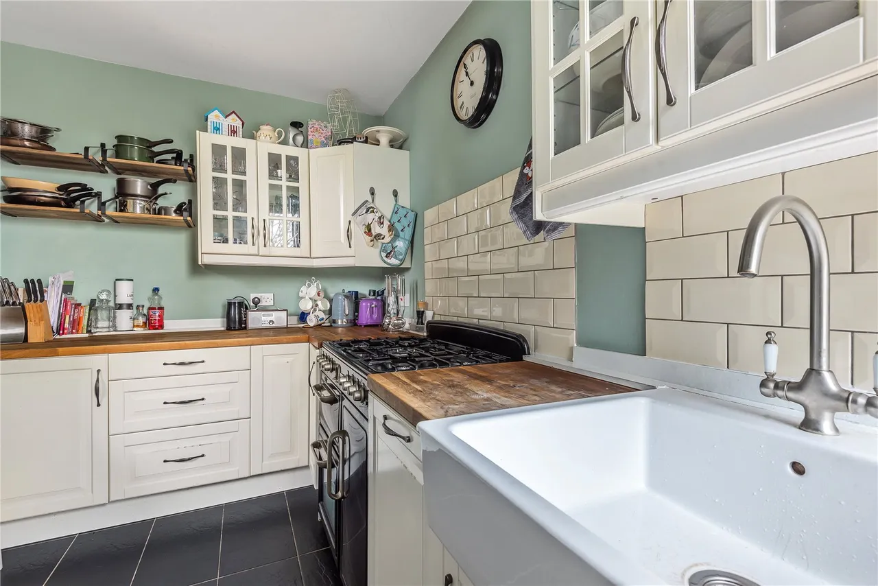 Wellington Road, Hampton Hill, TW12 1JY, photo 6