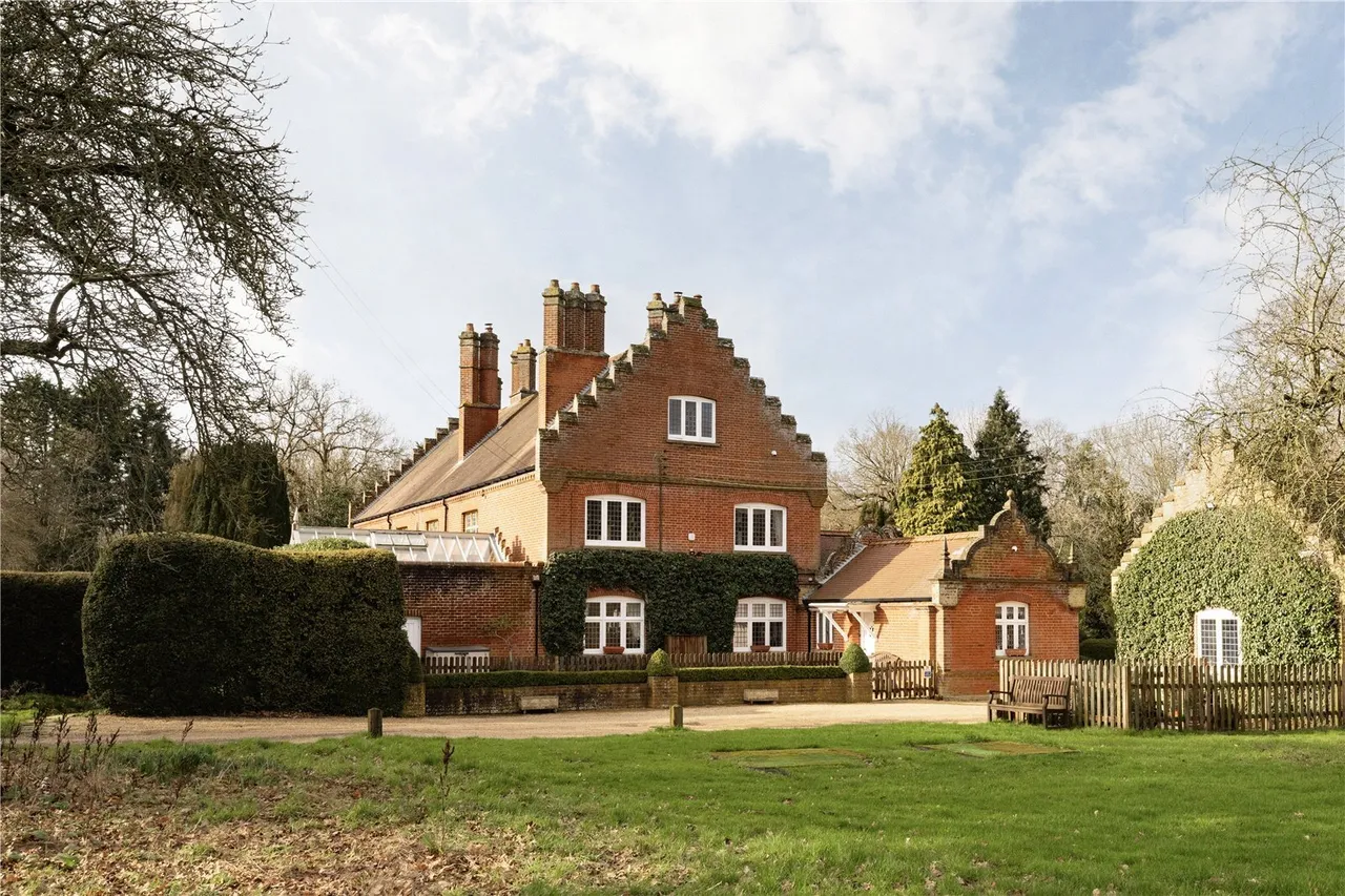 Church Road, Booton, NR10, photo 4