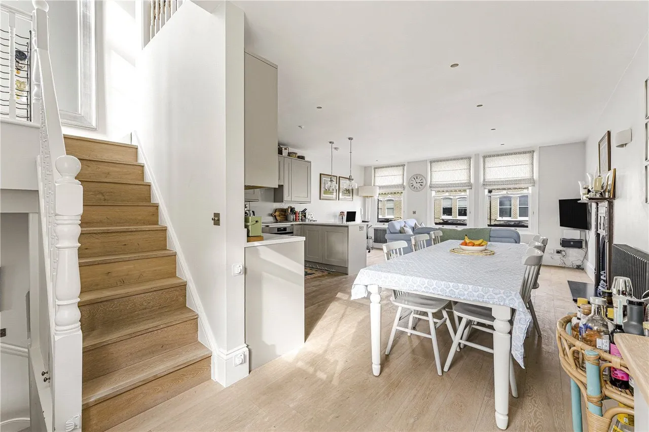 Radipole Road, London, SW6, photo 12
