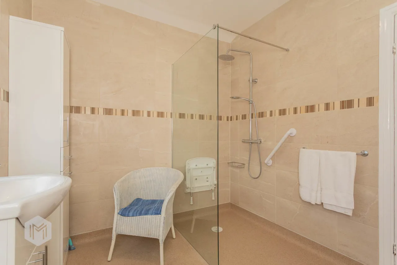 Brighton Avenue, Bolton, BL1 5LS, photo 11