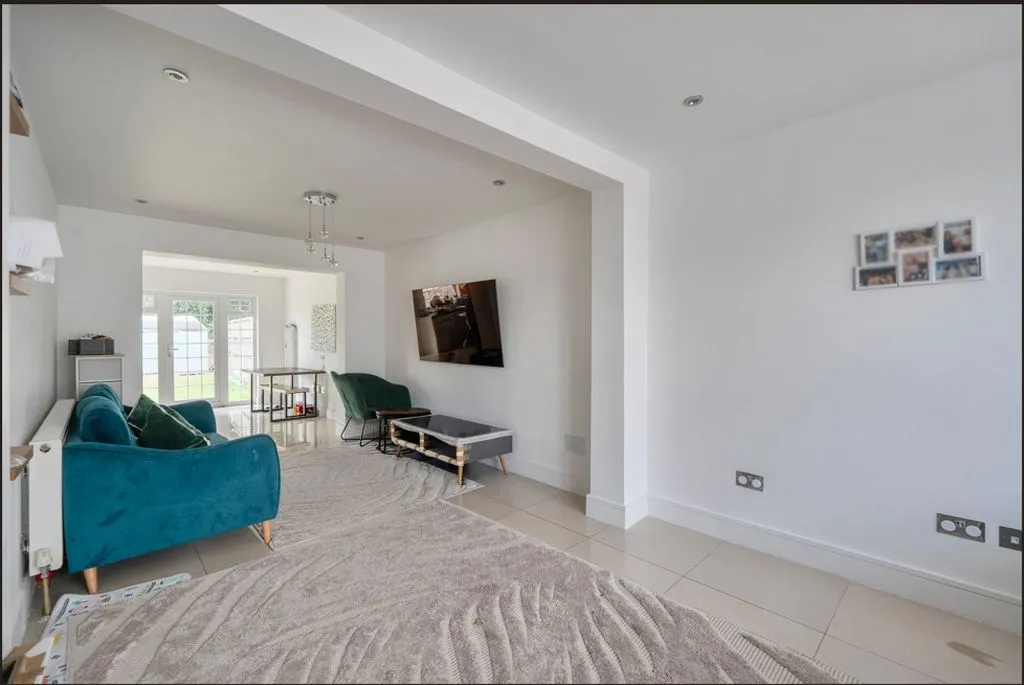 Bargate Close, New Malden KT3 6BG, photo 4