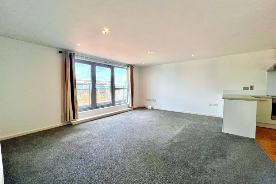 Church Street East, Woking, GU21, photo 2