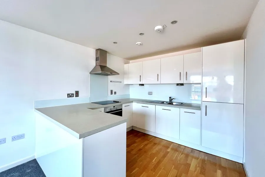 Church Street East, Woking, GU21, photo 4