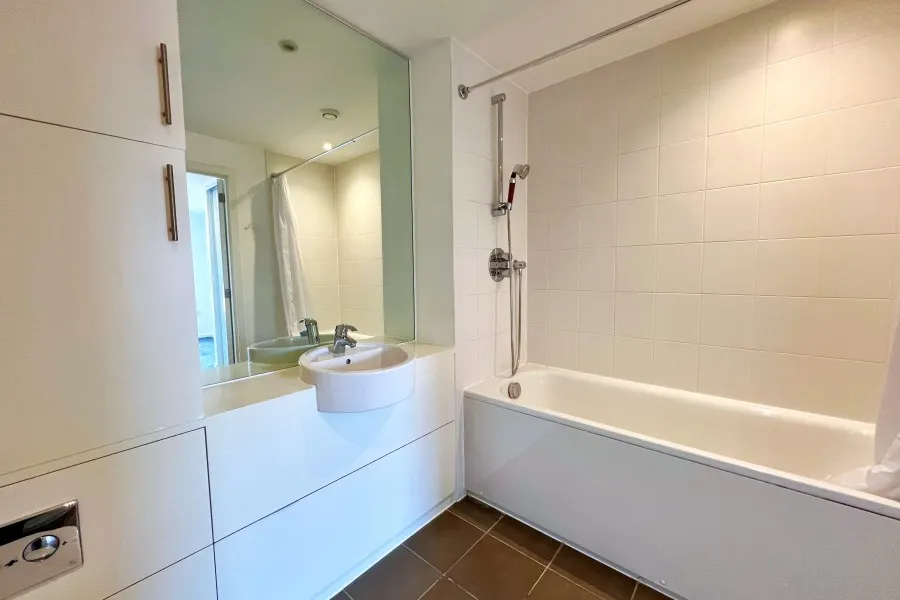 Church Street East, Woking, GU21, photo 8