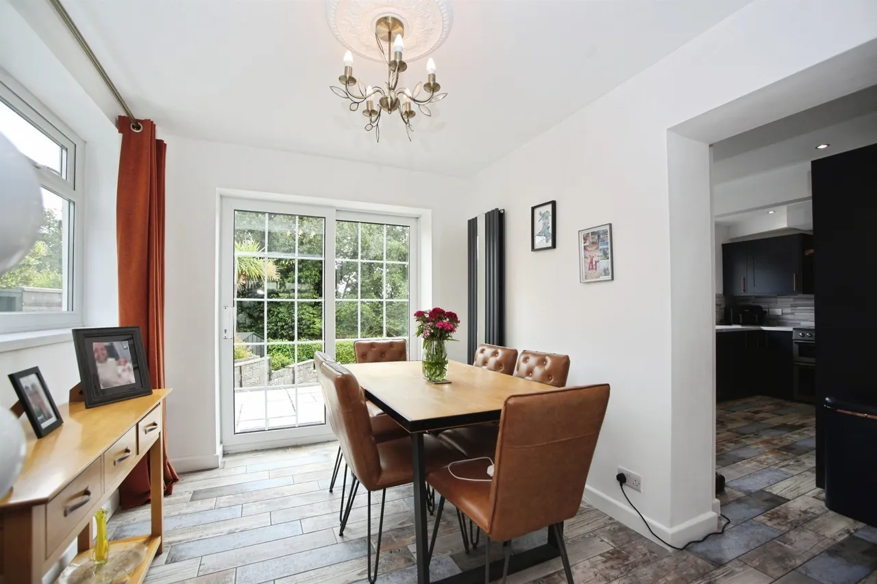 Hawthorn Park PONTYCLUN, CF72, photo 8