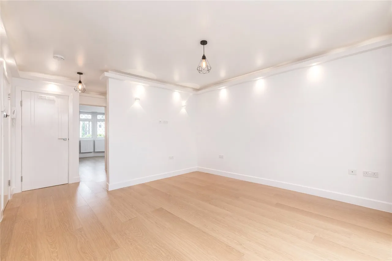 North End Road, Golders Green, NW11, photo 10