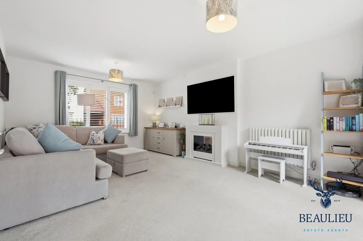 Fairway Drive, Chelmsford Garden, Chelmsford, CM3 3FG, photo 6