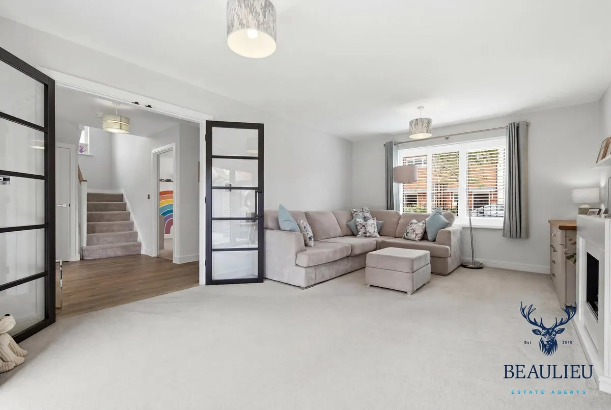 Fairway Drive, Chelmsford Garden, Chelmsford, CM3 3FG, photo 3