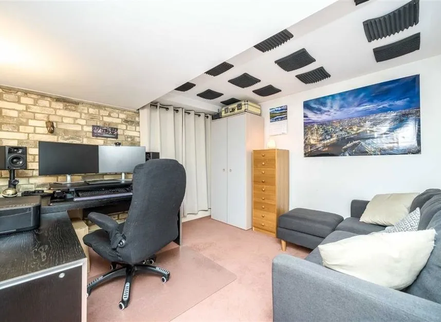 Wapping Wall, Wapping Wall, E1W, photo 5