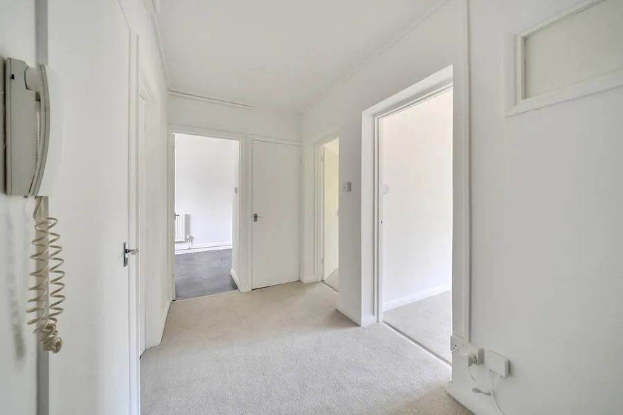 Nell Gwynne Avenue, Ascot, SL5, photo 8