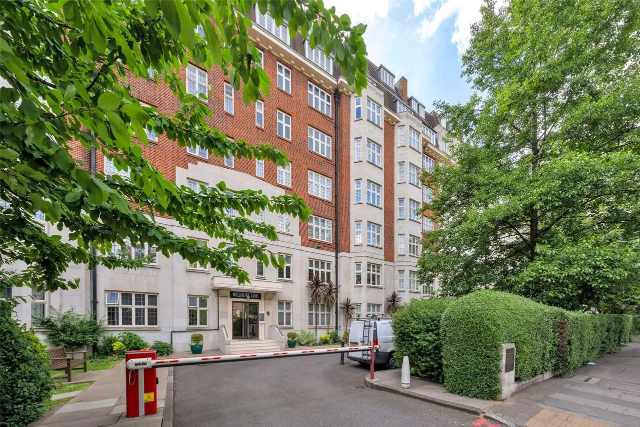 4 bed flat for sale — Wellington Road, London, NW8 9TA