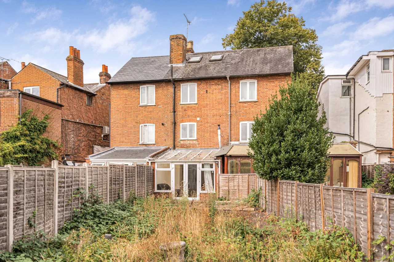 St. Judes Road, Englefield Green, TW20, photo 18