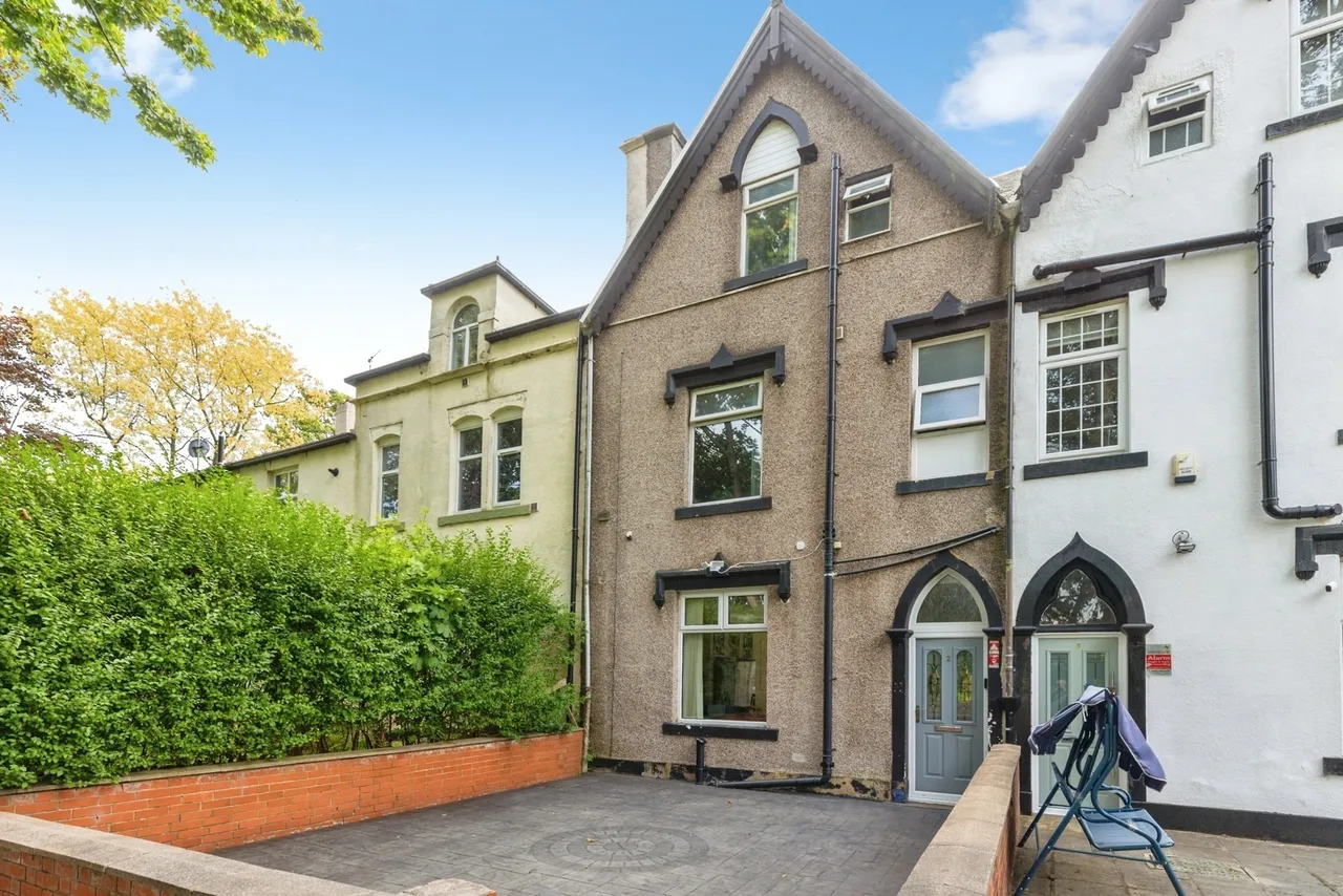 Kilnerdeyne Terrace, Rochdale, OL16, photo 27