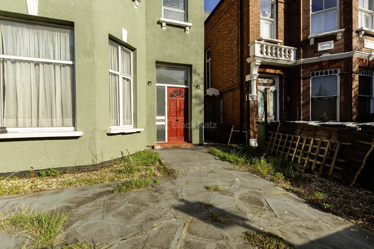 Fordwych Road, London, NW2, photo 14
