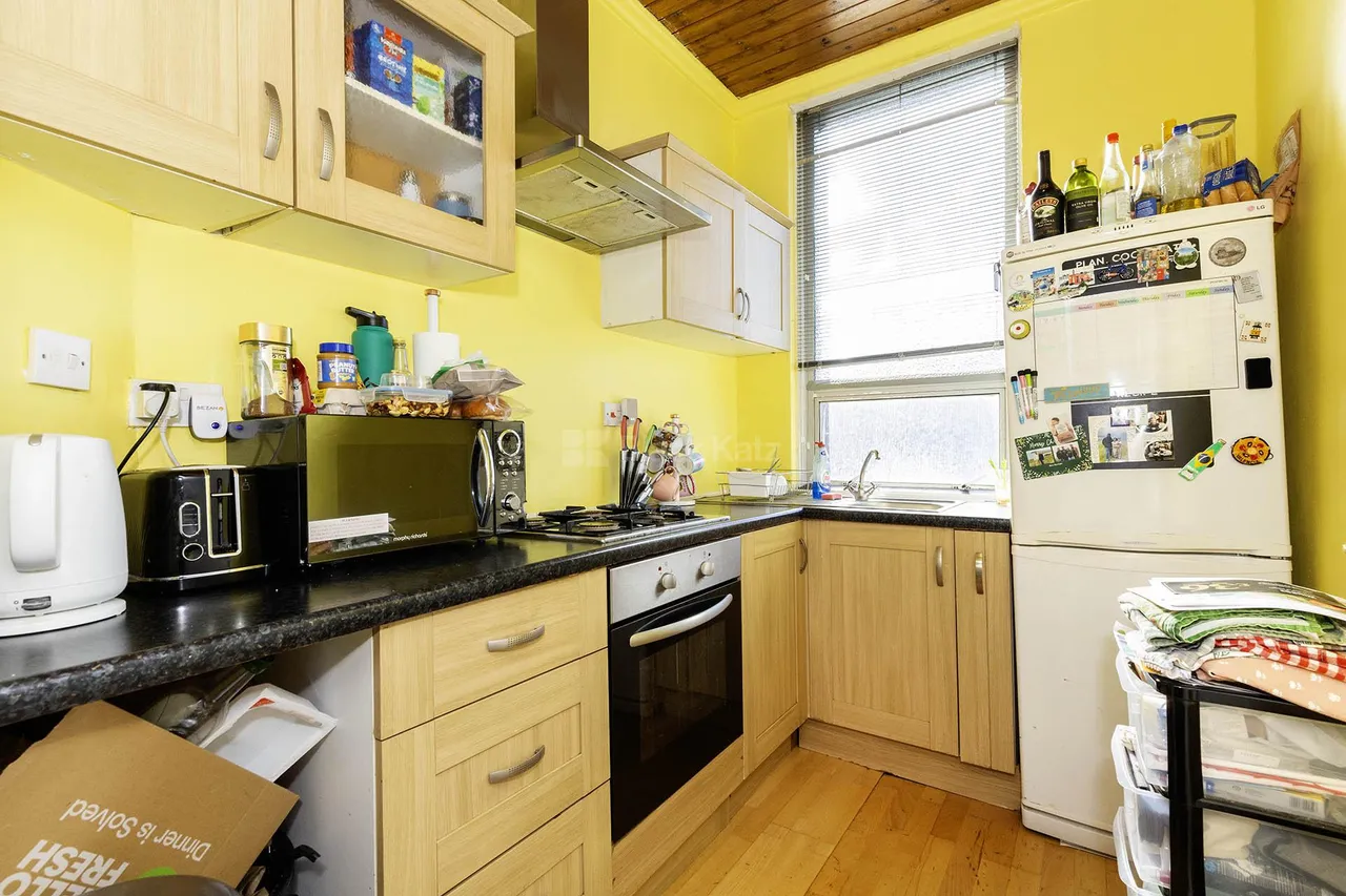 Fordwych Road, London, NW2, photo 13