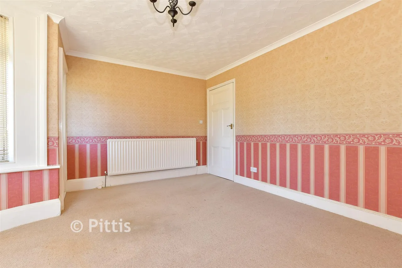 Southdown Road, Freshwater, PO40, photo 10