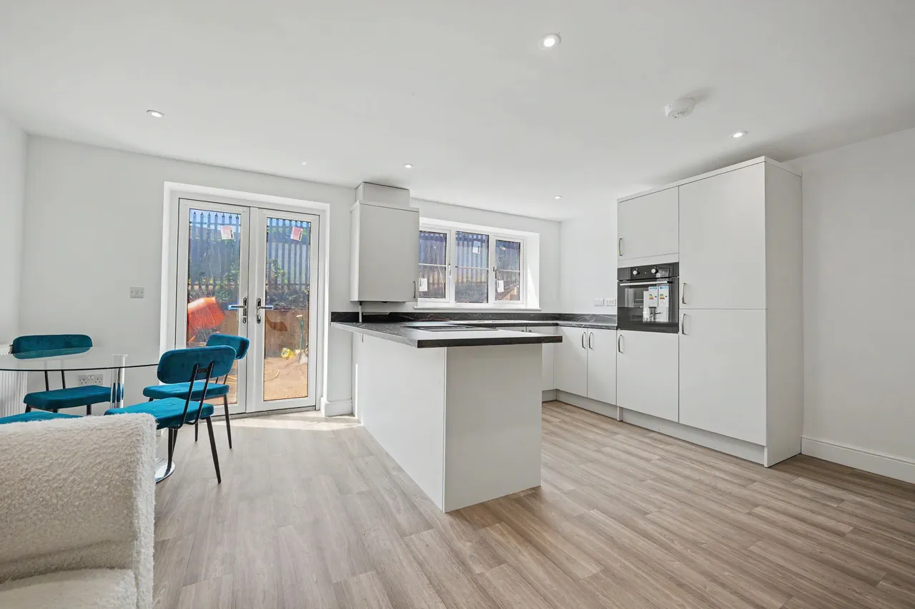 Apartment 4, Alison Murphy House, Macdonald Road, Wyken, Coventry, CV2, photo 5