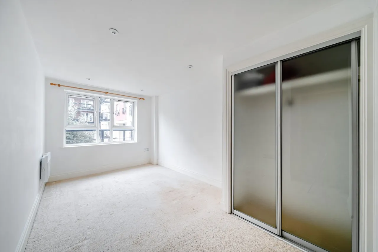 Royal Quarter, Seven Kings Way, Kingston upon Thames, KT2, photo 6