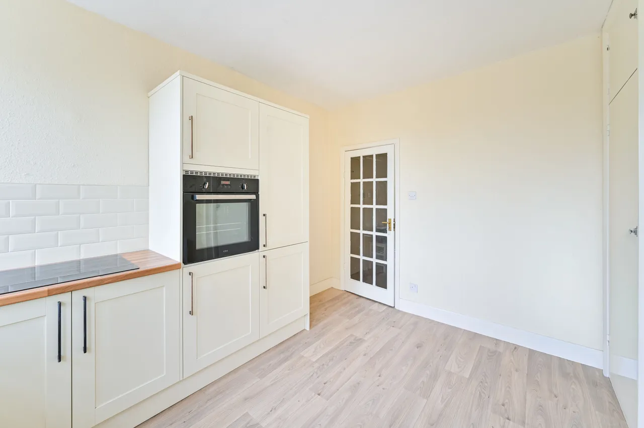 Flat 8, 184 Camberwell Grove, London, photo 5