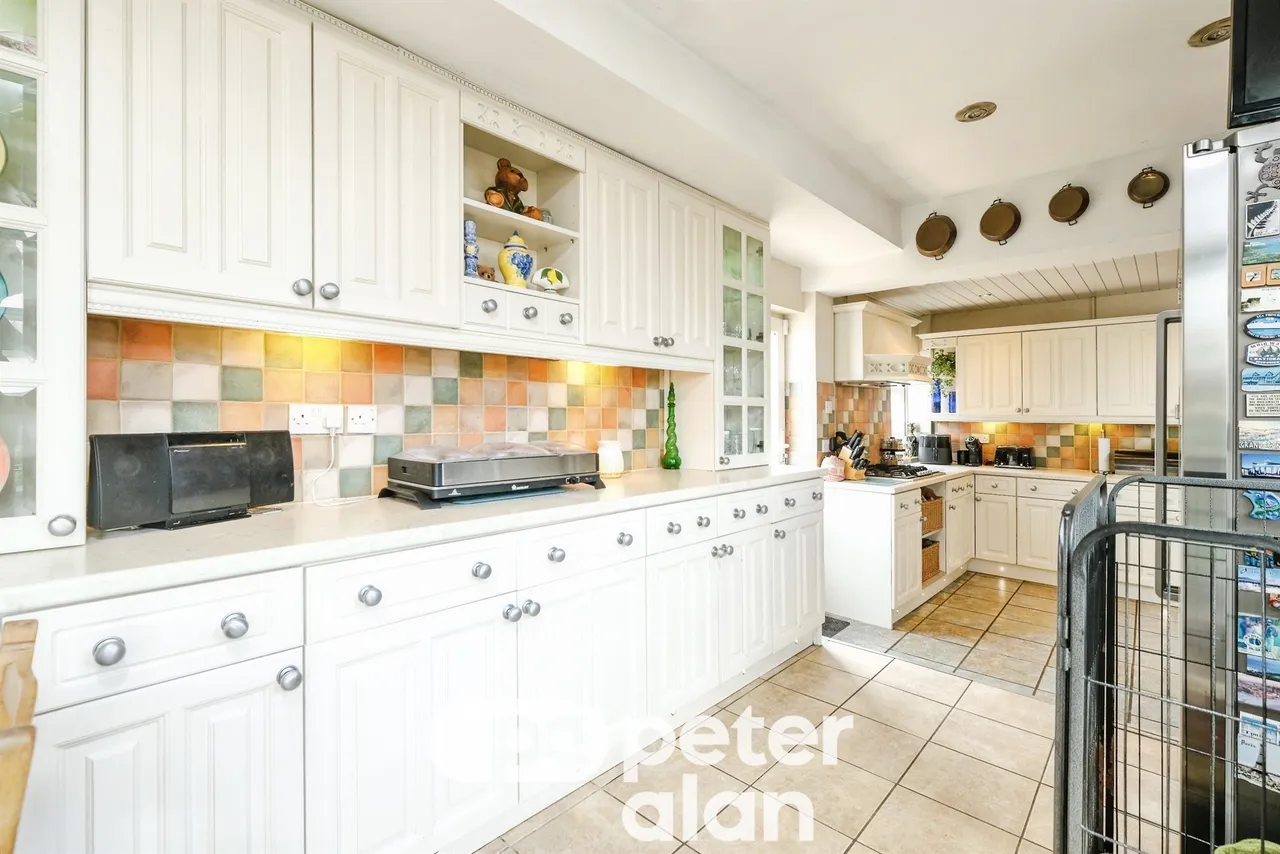 Ridgeway Avenue, Newport, NP20, photo 12