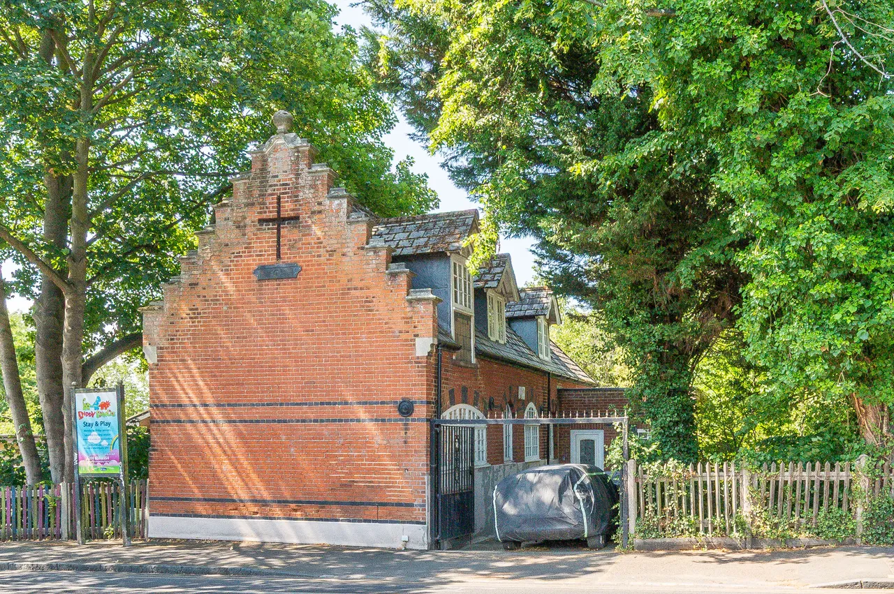 3 bed house for sale — 29a Crystal Palace Park Road, London