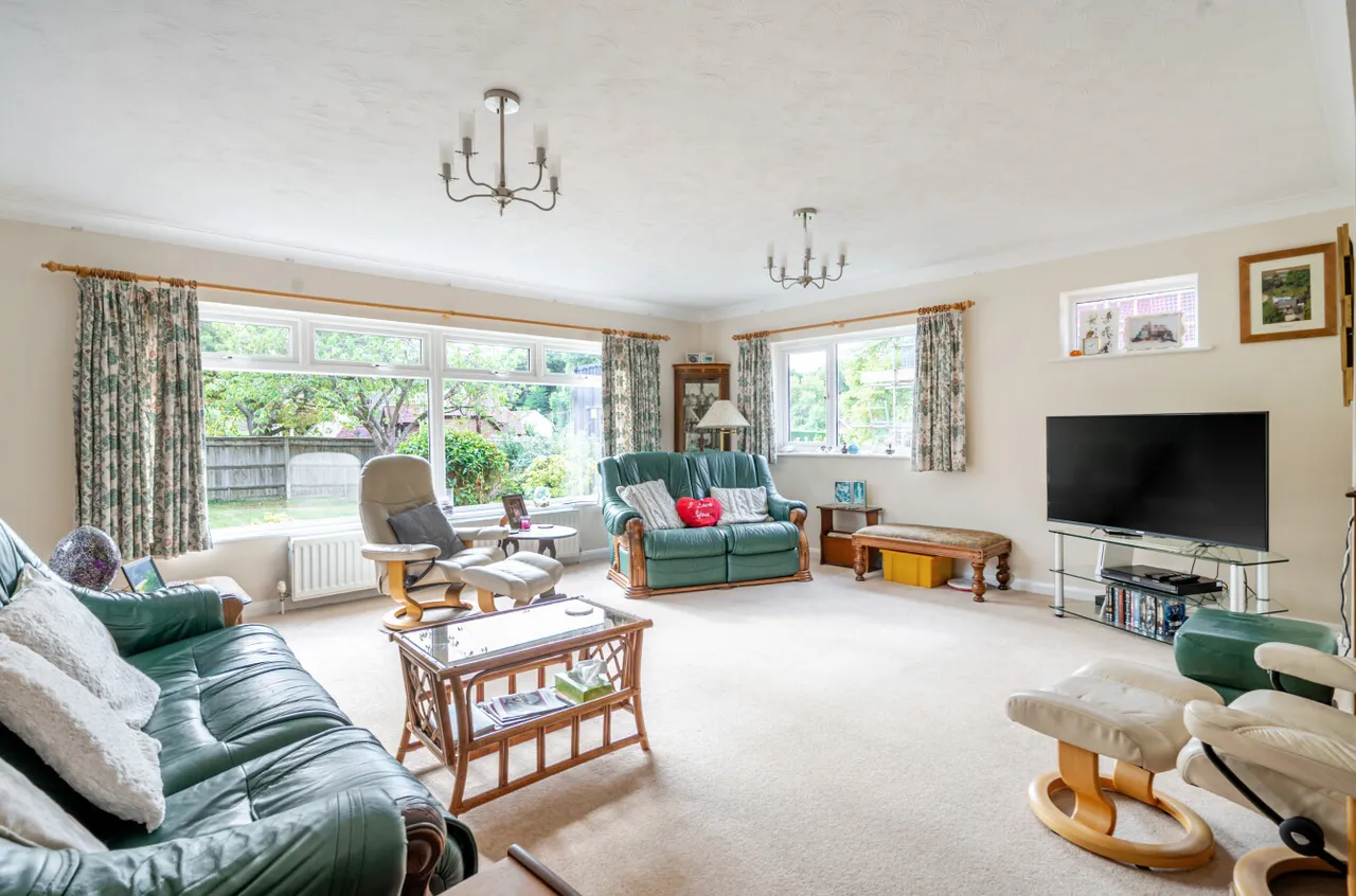 Otterbourne Road, Compton, SO21, photo 9