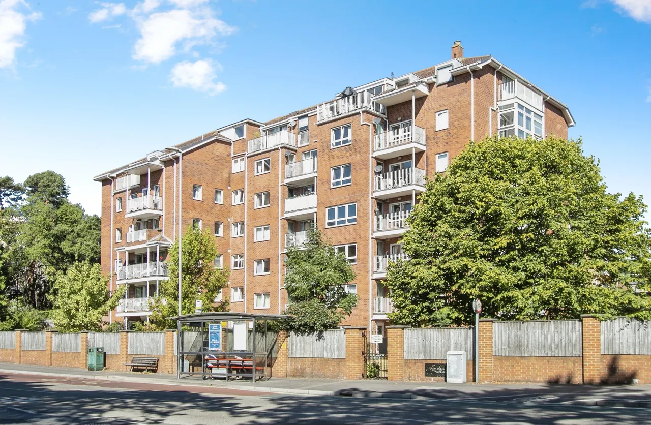 Christchurch Road, Bournemouth, BH1, photo 2